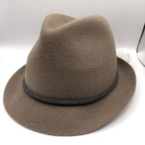 Brand New Brunello Cucinelli Women’s Brown Fedora Hat with Accessory, Short Brim